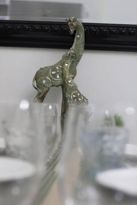 מנילה Huge A2J Executive Luxury 1Br Suite Near Abs Cbn, Gma מראה חיצוני תמונה