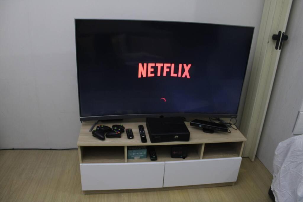 מנילה Huge A2J Executive Luxury 1Br Suite Near Abs Cbn, Gma מראה חיצוני תמונה