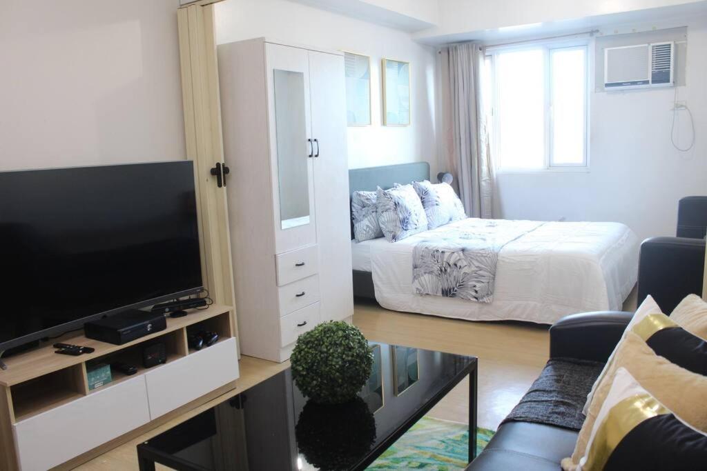 מנילה Huge A2J Executive Luxury 1Br Suite Near Abs Cbn, Gma מראה חיצוני תמונה